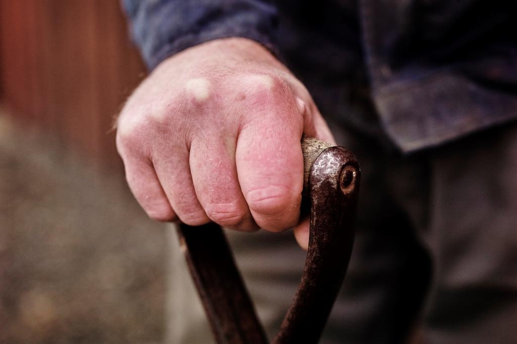 6.3.9 Frivillighetssentral Det er i rådmannens forslag til budsjett satt av kr 50 000 til frivillighetssentral. Dette er kun nok til å utrede en framtidig frivillighetssentral.