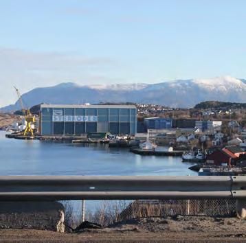 UTSIKT OG REISEOPPLEVELSE Karakteristisk med Kristiansund er den gode kontakten mot omkringliggende hav, fjell og åser.