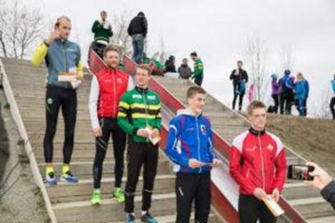 Norgescup Årets Norgescup for juniorer har bestått av 14 løp. Olav klarte en 14. plass i H19-20, med to 9. plasser som beste. Anders oppnådde en 15. plass i H17-18 med 5.