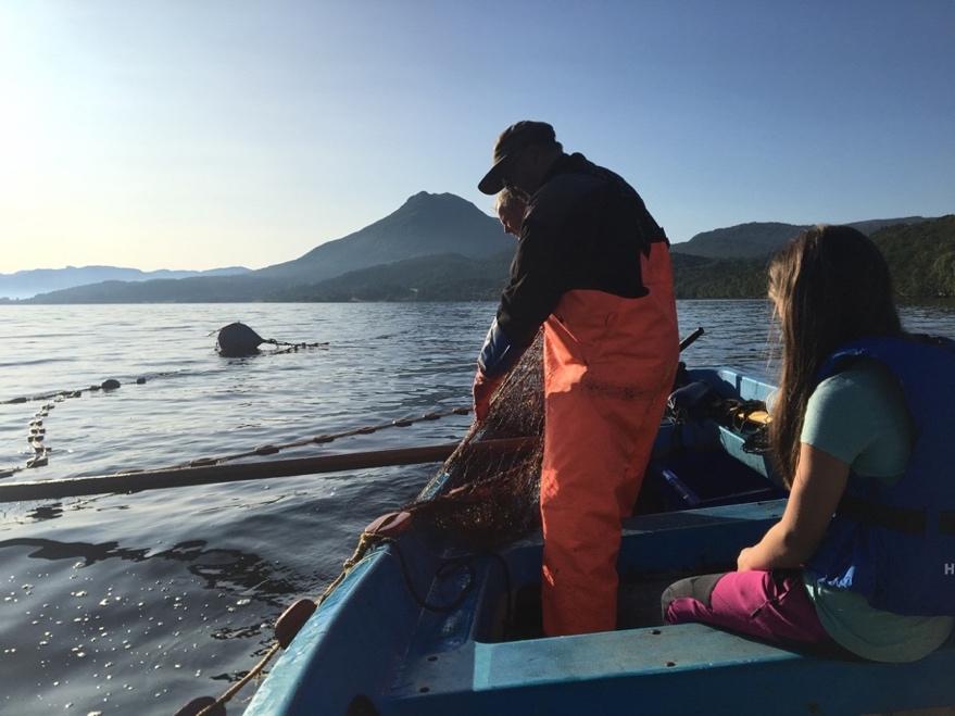 retten. Og svekker den grunnlovsretten vi har på fiske, det er jo en rett som er nedfelt i grunnloven.