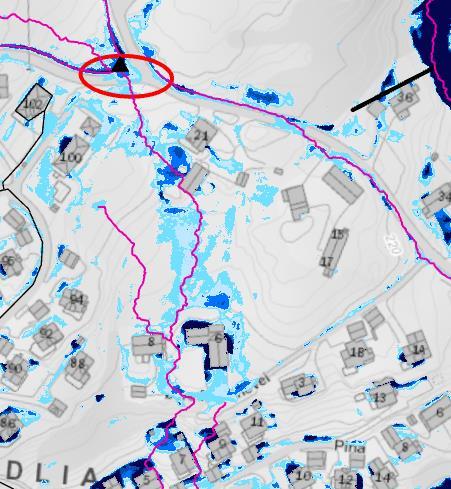 4.3. Ovenstadlia 7 Ovenstadlia Ovenstadveien 21 Kritisk bekkeinntak hvor flomveien går sørover mot boligfelt. Inntak bør vurderes mtp kapasitet og flomvei legges om.