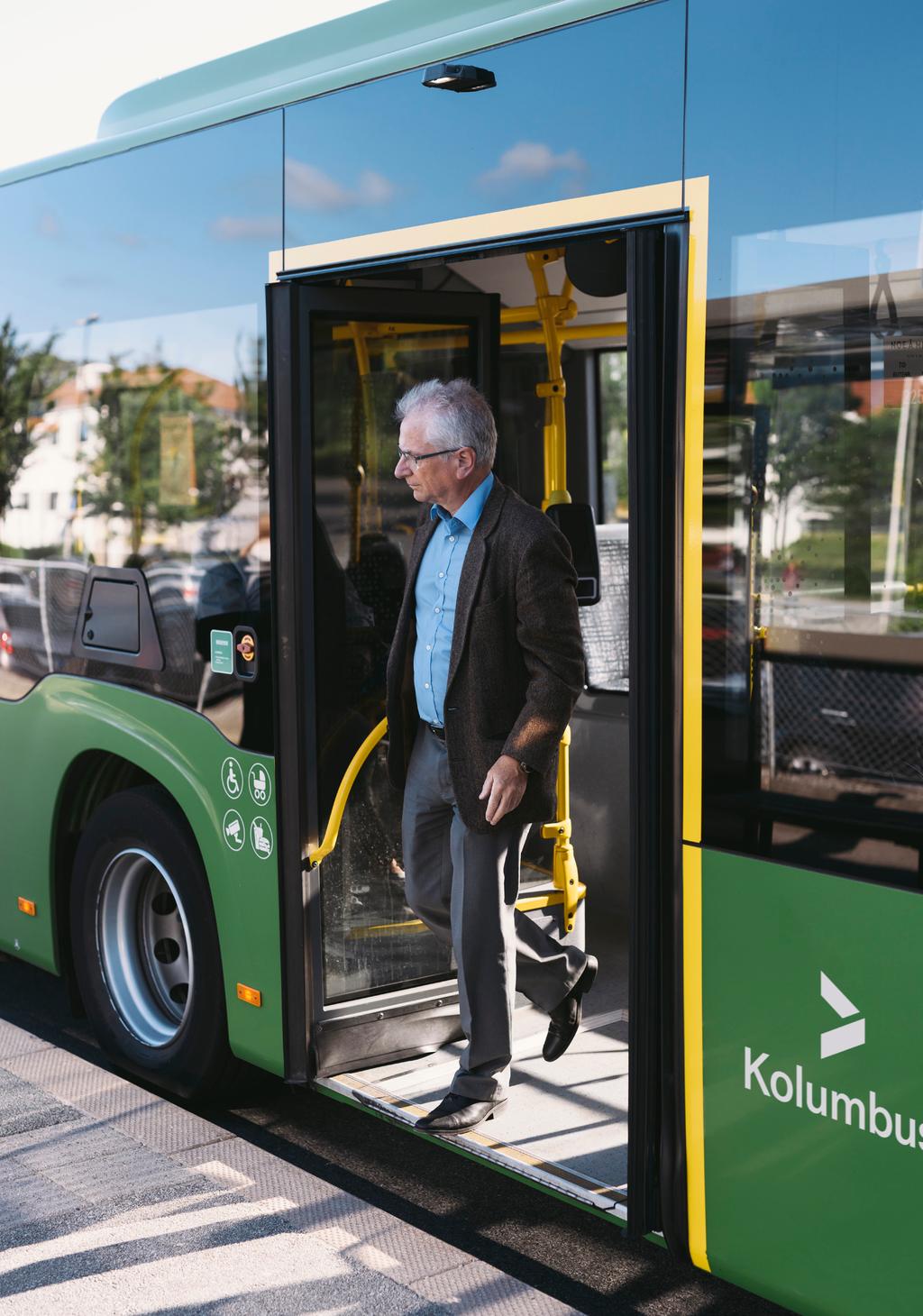 Antall reiser med buss i Ryfylke nord 2018 2019 25000 20000 15000 10000 5000 0 Januar Februar Mars April Mai Juni Juli August September Oktober November Desember HentMeg I 2019 ble det registrert 9.