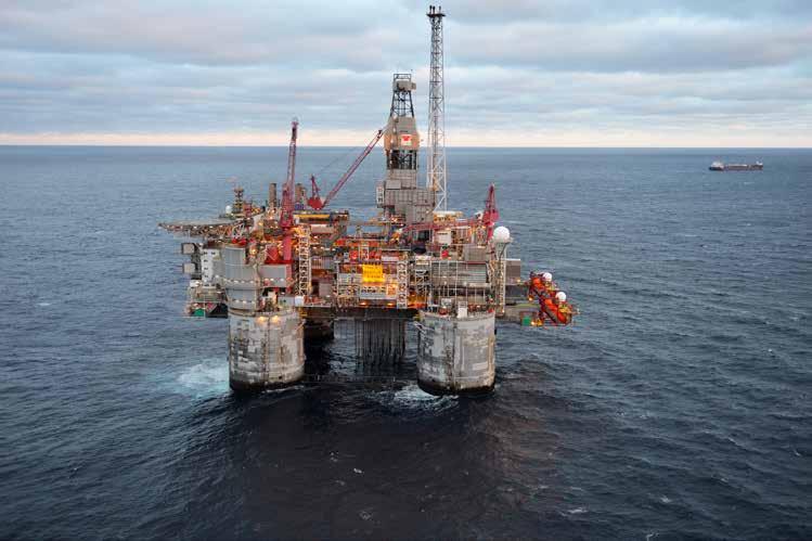 OFFSHORESPALTEN Av Nils Gunnar Knutsen Vellykket medlemsbesøk på Heidrun #1210693 - Heidrun - Statoil - photo Harald Pettersen