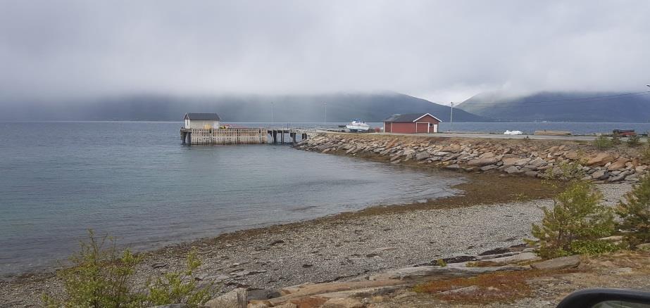 HAVNESAMARBEIDSPROSJEKT: «STYRKET SAMARBEID MELLOM HAVNENE I NORD-TROMS» Det er i tillegg sett på muligheten for et sjønært industriområde på Kvesmenes i indre del av kommunen.