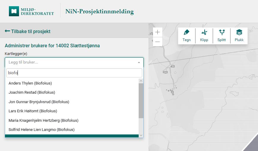 Du kan velje fleire brukarar i ein operasjon ved å halde inne Ctrl-tasten og klikke på dei namna du skal ha med.