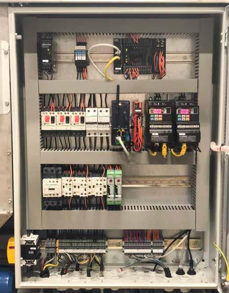 TILKOBLING TILKOBLING OBS! All tilkobling av strøm skal utføres av autorisert personell. Styreskapet er ferdig montert og testkjørt fra fabrikk.