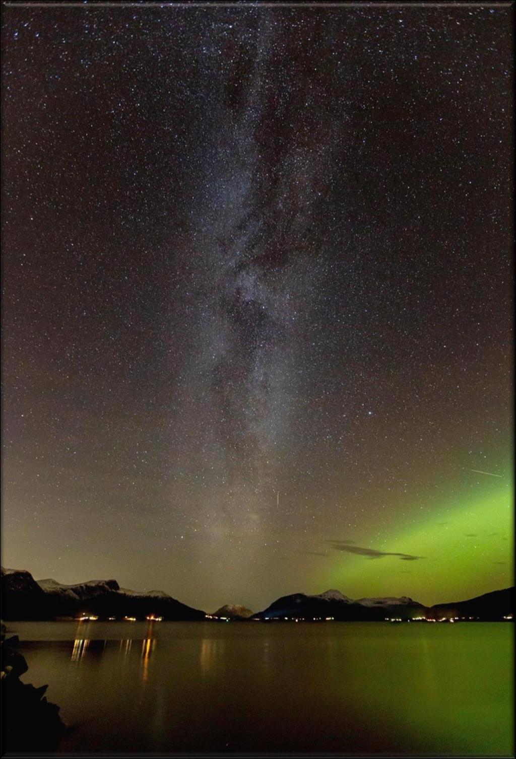 The sky is the limit Foto: Frank Skorgenes Melkevegen og nordlyset