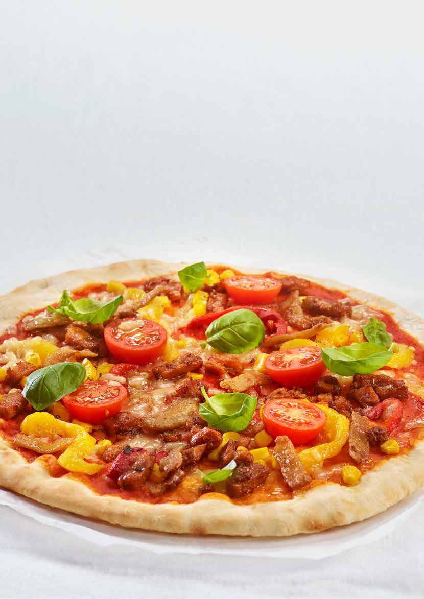 Pizza med Slåtto Veganstrimler Med Slåtto Veganstrimler som garnityr på pizza lager du enkelt et kjøttfritt alternativ til dine kunder!