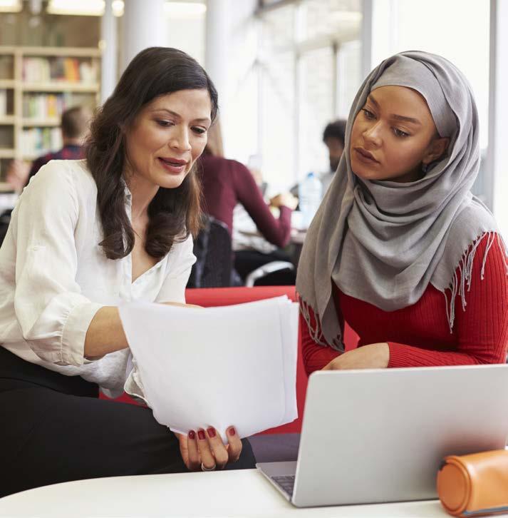 Skolen er forpliktet til å gi informasjon som foreldrene forstår og informere om hvordan foreldrene kan støtte sine barn.