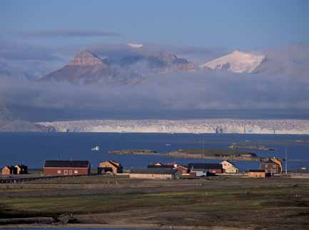 Svalbard Miljøforhold og påvirkninger for rødlistearter Klimaendringer og arealendringer er de påvirkningsfaktorene som er angitt for flest av de truete og nær truete artene på Svalbard.