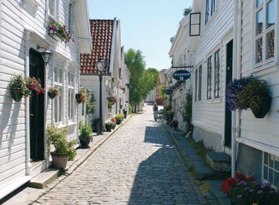 Innhold Gårdsanlegg og tunanlegg på Jæren...side 6 Rekke-, kjede- og klyngebebyggelse, 1952-2008...side 8 01. Bjørnstjerne Bjørnsons gate og Jonas Lies vei...side 11 02.