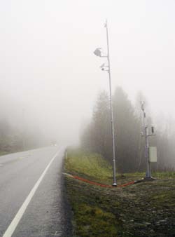 INFORMERE OG VARSLE TRAFIKANTENE Store deler av det norske vegnettet er rasutsatt.