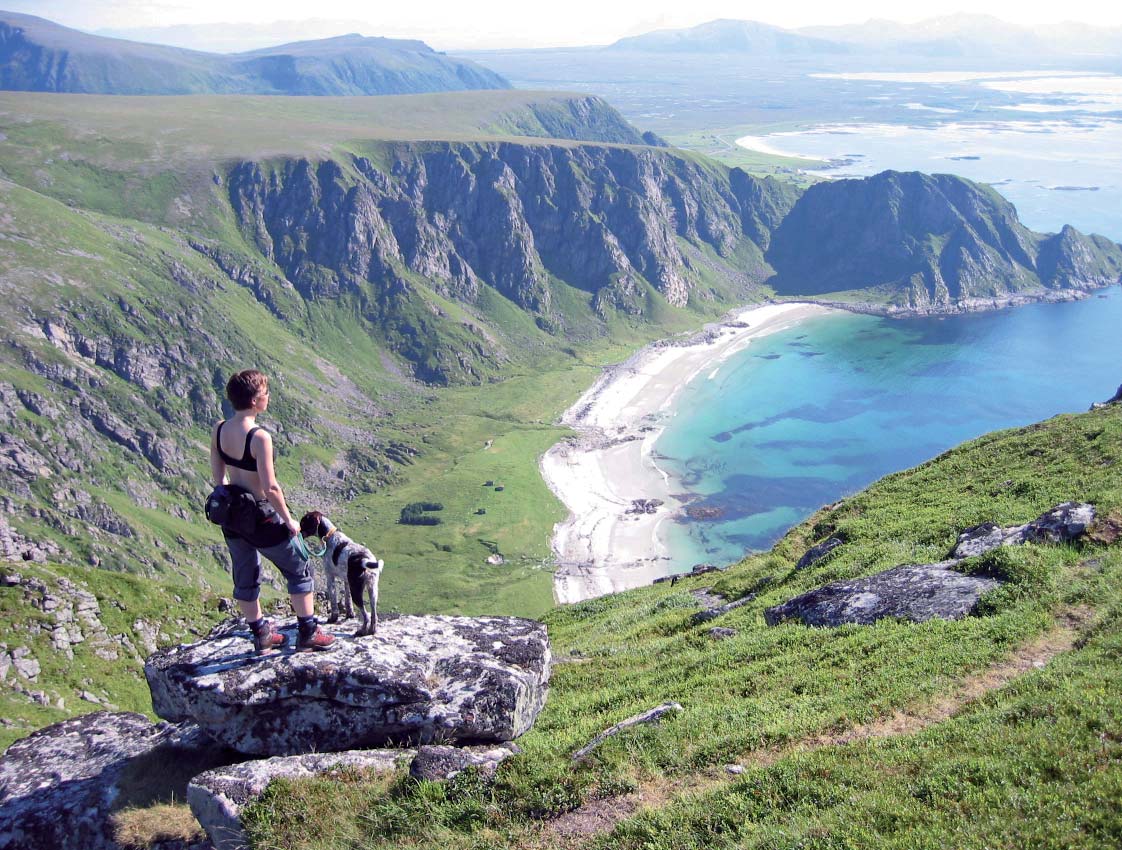 Foto: Ståle Jenssen Medvirkende til brosjyra: Utgiver: Vesterålen friluftsråd * Trykk: K. Nordahls Trykkeri AS * Forsidefoto: Alf Oxem.