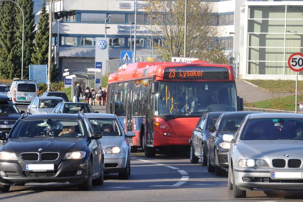 Sentrale utfordringer Modellberegninger tyder på at planlagt kollektivtilbud i liten grad demper veksten i bilreiser.