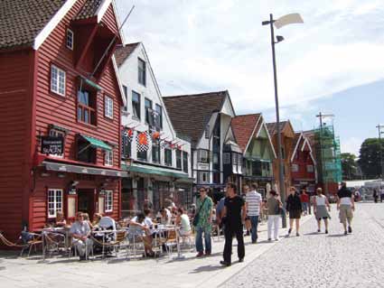 Engøyholmen kystkultursenter, Tou Scene og Hall Toll er eksempler på vellykket gjenbruk av tidligere nærings- og industribygninger.
