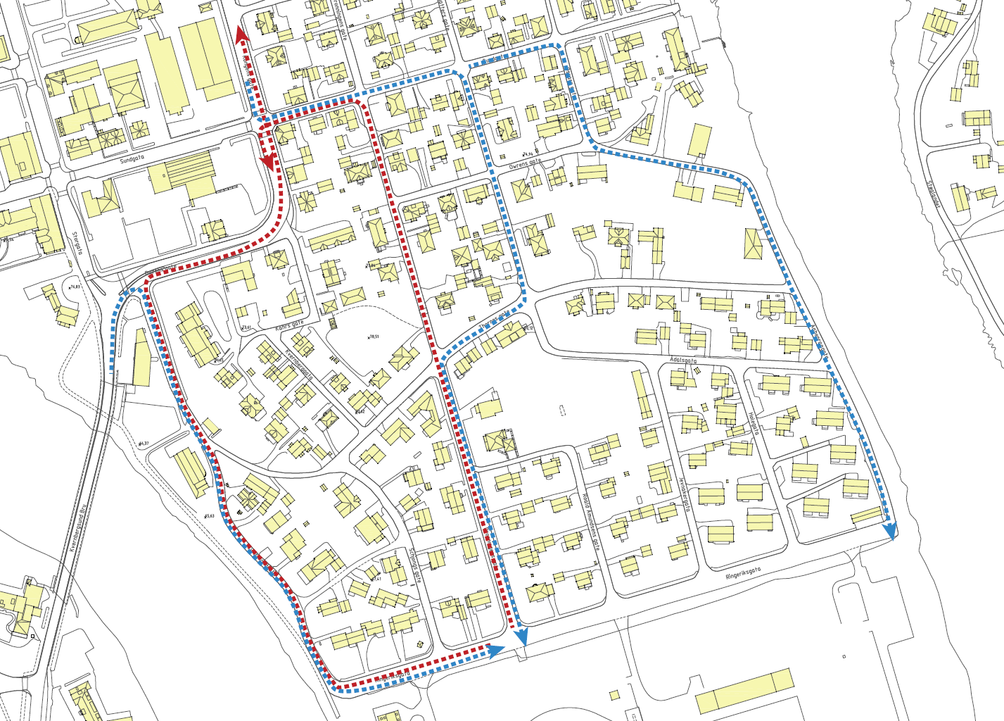 Snudd kjøreretning i Dronningens gate. Ved å snu kjøreretningen vil trafikkavviklingen ut av området bli bedre. Grunnet svært uheldig utforming av krysset Schjongs gate/rv.