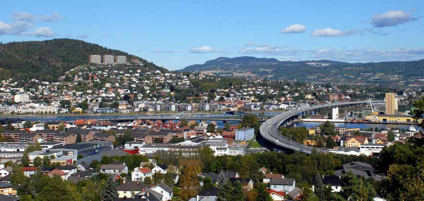 Figur 19. Statens vegvesen fikk anlagt E18 gjennom Drammen på 1970-tallet, slik at den brøytet seg gjennom bystrukturen og landskapet.