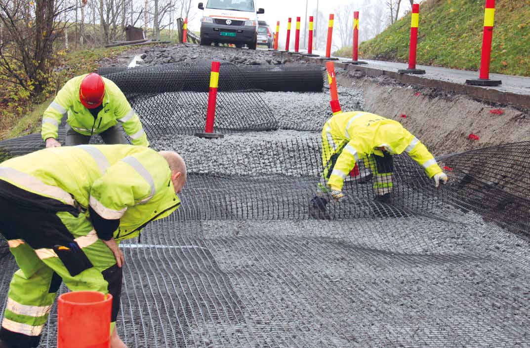 Kapittel 3. Generelle råd og veiledning 3.2.1 Geonett Geonett kan brukes for å redusere massetykkelser, eller til forsterkning.