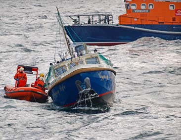 Båten er bygget av Smelne yachtsenter i Nederland. Skroget er laget i fem millimeter tykke stålplater, noe som gjør at vekten kommer opp i hele 18 tonn når båten er fulllastet. Vinduene er doble.