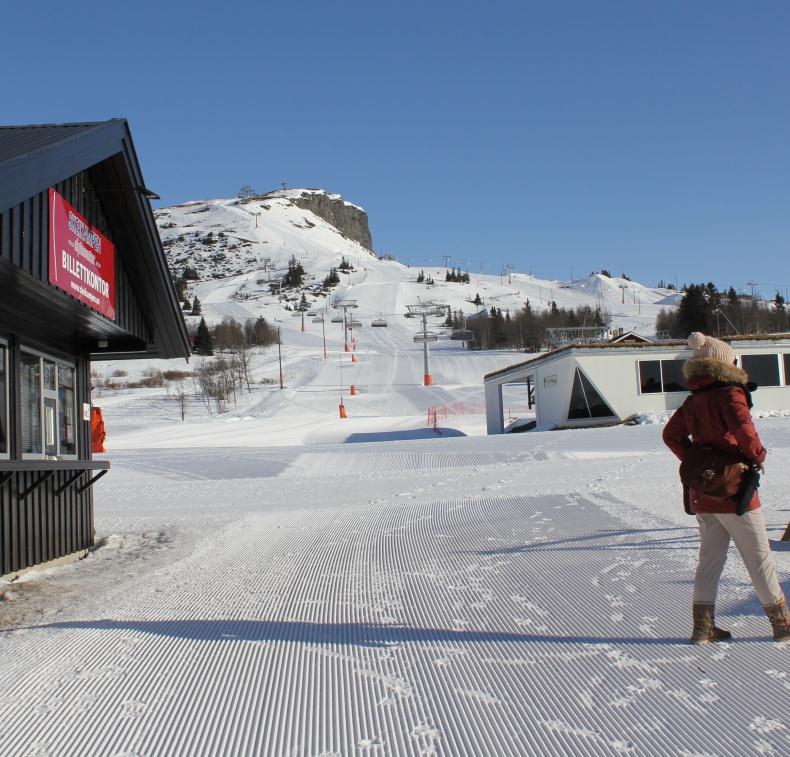 Men fagfeltet er fortsatt et stebarn innenfor politikk og forvaltning For noen år siden kunne et par høyfjellshotell drifte en skiheis og stå for løypepreparering.