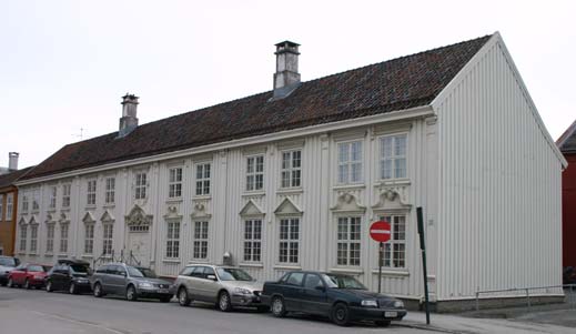 TREBYEN TRONDHEIM i Søndre gate, det som skulle komme til å bli bankgata i Trondheim (Adresseavisen 1971.02.25).