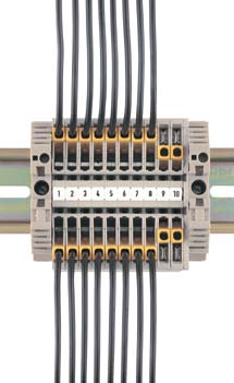 1,5mm 2 og 0,50 2,5mm 2 2 til 50 polt lask for kundetilpassing Full merkestrøm Knekkbar pol for brolasking Stikk inn skrutrekkeren så langt som mulig i koblingspunktet, press sideveis og koblingen er