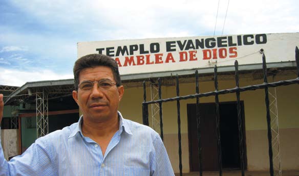 1-2009 Fred og forsoning 9 Bare Gud kan gjøre slike mirakler tekst Anne Lise Søvde foto oddwin solvoll Evangelist Ricardo Lopez i Argentina har fått til noe som veldig mange kristne forsamlinger