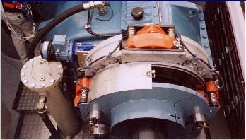 3.1.3B Girkasse Girkassen er montert mellom rotor og generator. Dens oppgave er å sørge for at generatoren får et omdreiningstall den kan jobbe med.