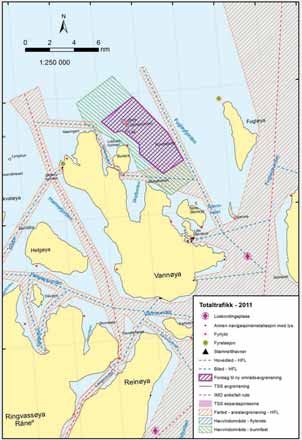 I tillegg krysses området av fi skebåter på vei til feltene. Innenfor utredningsområdet er det tre fyrlykter (Grimsholmen, Nakkesletta og Burøynakken) og to fyr (Torsvåg og Fugløykalven).