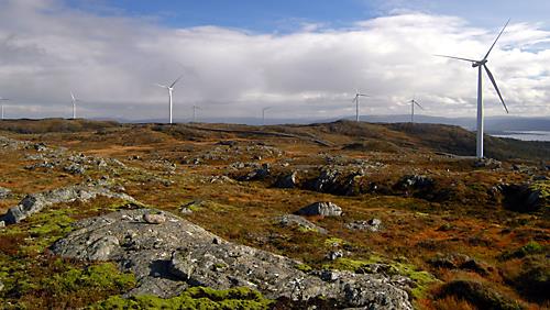 Vind er en energikilde som fortrinnsvis produserer elektrisitet. En utfordring i Norge med vindkraft er at ressursene ofte ligger langt fra lastsentrene eller sterke punkt i sentralnettet.