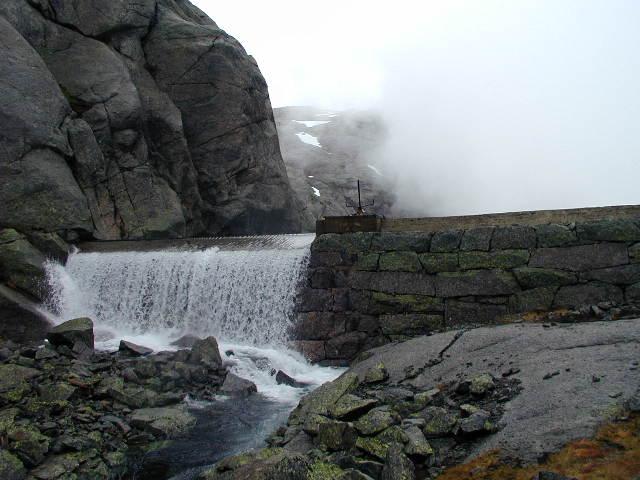 Vetledals-dammen som ligg på 741 m.o.h.