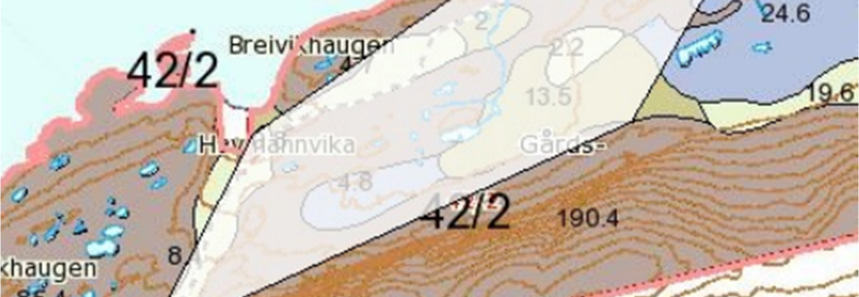 Brakstad, Breivika Havmannvikskaret Jøa Eiendom: 42/2 Størrelse: Breivika Havmannvikskaret ca 100 da Nåværende arealbruk: LNF Foreslått arealbruk: Fritidsbebyggelse Områdebeskrivelse: Omfatter to