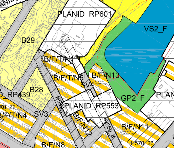 Område nr. 3: B/F/T/N1_F Dagens arealbruk Avsatt til næringsformål i KPA. Regulert til park/lekeplass. Ikke opparbeidet, benyttes til parkering.