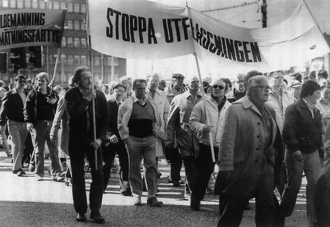 80 ARBEJDERHISTORIE NR. 4 1998 ITF s kamp mod bekvemmelighedsflag har hele tiden været en international kamp mod reder- kapitalens spekulation i dårlige arbejdsforhold på skibene.