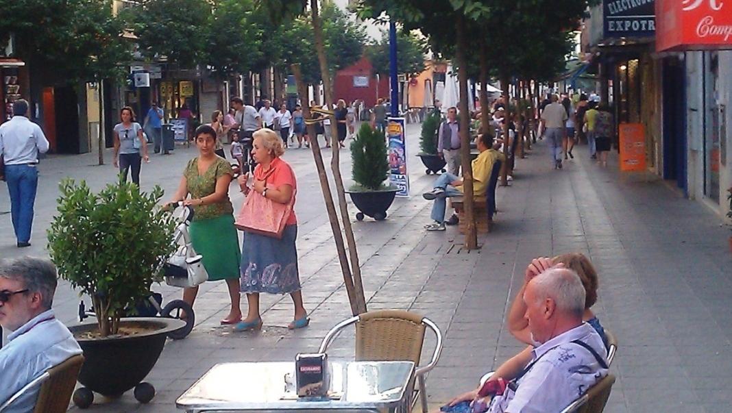 2.1 Eldrebølgen bør bidrar både til urbanisering og økt etterspørsel på leiligheter Mange eldre ønsker å bo sentralt i nærheten av handel, service og kulturtilbud.