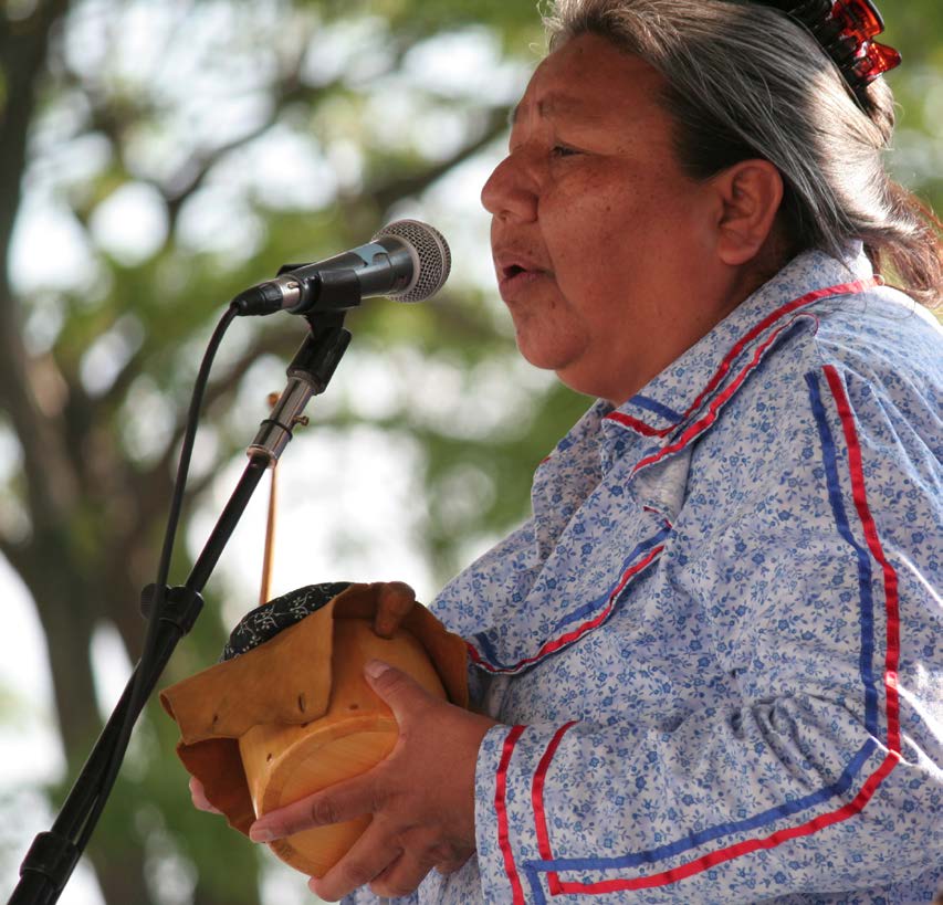 FOTO: GURO ZAHIR STORSKJÆR LEAGUS (SÁPMI) SIX NATIONS WOMEN SINGERS (CANADA/ KANADA) Disse energiske damene har lang erfaring som artister, de har sunget sammen i hele 28 år!