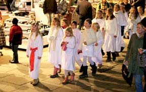 desember, kl 14 Adventkonsert i Gamle Logen Billettbestilling på