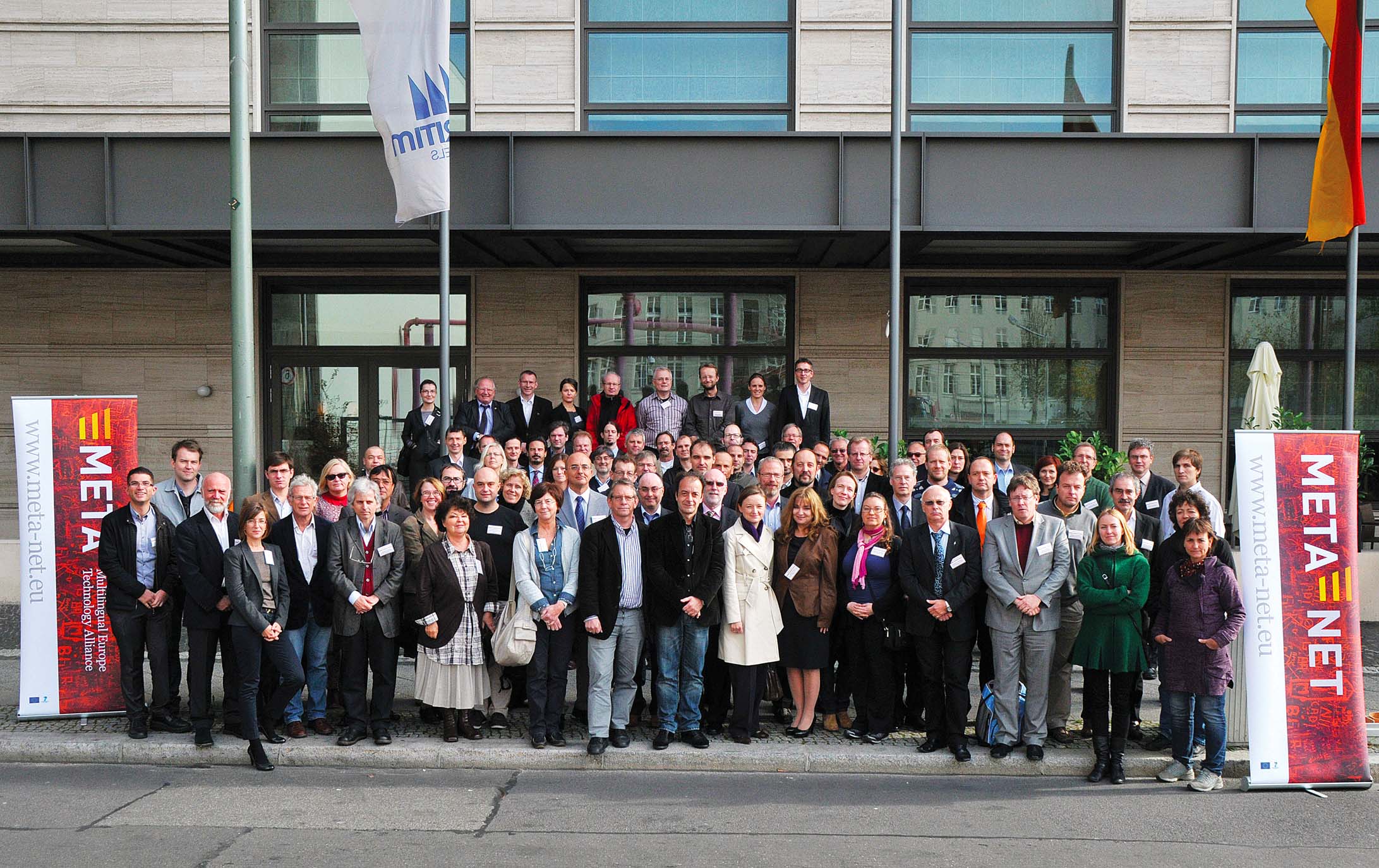 Omtrent 100 eksperter innen språkteknologi representanter for landene og språkene i META-NET sluttførte diskusjonen om nøkkelresultatene og -konklusjonene i hvitbokserien på et META-NET-møte i