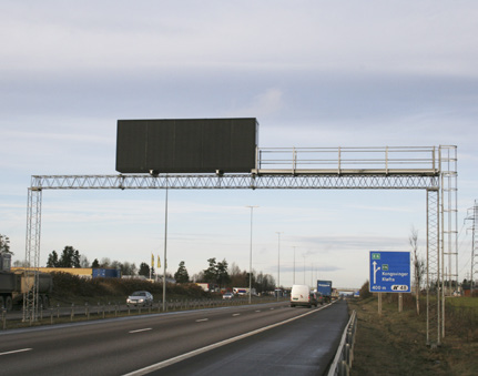 OPPSETTING / STÅLPORTALER Stålportaler Vi leverer spesialportaler til mange formål.