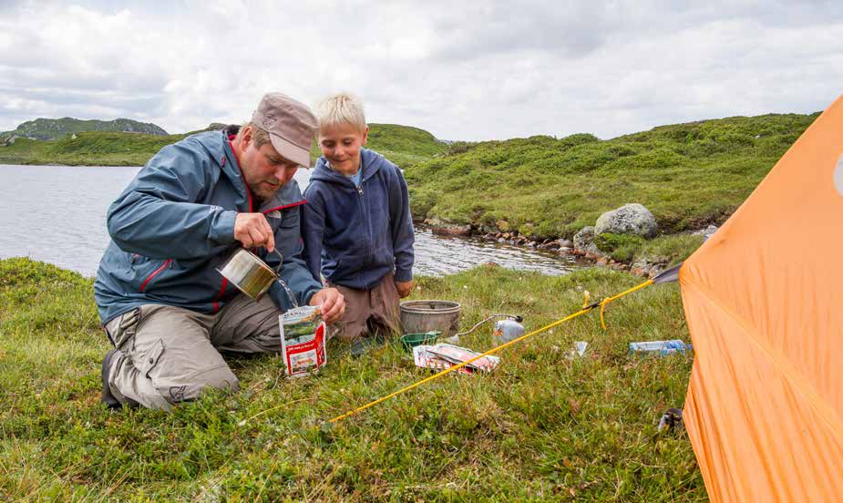 VELKOMMEN UT! Som vi alle vet så tar ikke livet noen pause bare fordi det begynner å regne.