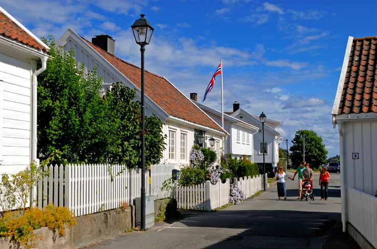 NØKKELOPPLYSNINGER NYGÅRDEN, BERGSTØ. LEILIGHETER BESKRIVELSE 10 stk. selveierleiligheter med parkeringsplass og sportsbod i felles garasjekjeller (under bygg 1 og 3).