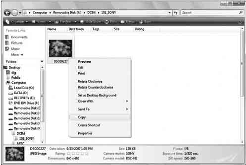 Hvis veiviseren ikke vises, klikk på [Computer] (For Windows XP: [My Computer]) t [Removable Disk]. 2 Dobbeltklikk på [DCIM]. Du kan også importere bilder ved bruk av "PMB".