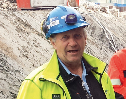 Anleggslederen bak selskapets største fundamenteringsoppdrag Lasse Seierstad Han begynte hos Selmer 1. juli 1972 bare 23 år gammel, ble utleid for ett år til ES i 1980, siden har han blitt.