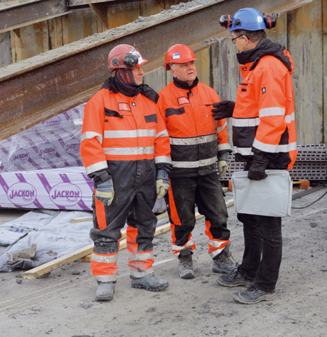 500 lm stålkjernepeler fordelt på 280 stk. trykk- og strekk peler i dimensjon 100 200 mm.