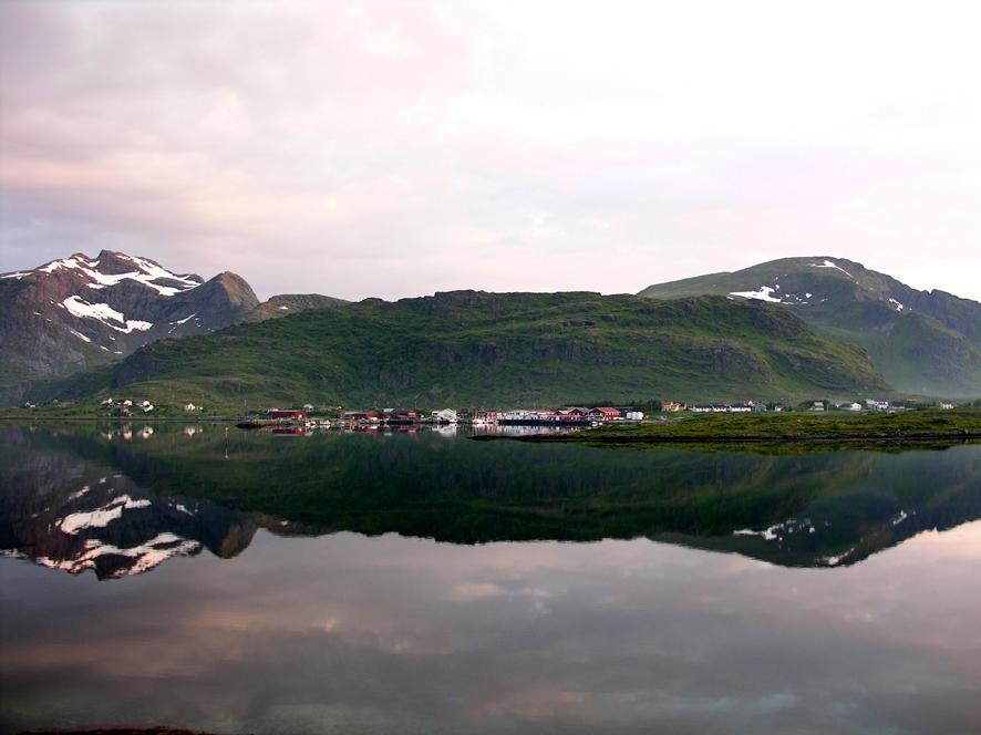 alt er nemnde, lite truleg at namnet kan stå for børe (byrða) "mjølkiste". Det er kontrollerbart usannsynleg at det har med bør (byrr) "seglevind" å gjere.