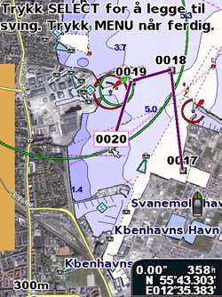 Velg Naviger til > Rute til. Opprette en ny rute GPSMAP 400-serien brukermanual Legge til en sving i en rute 3. Legg til en sving ved hjelp av VIPPEBRYTEREN, og trykk på SELECT.