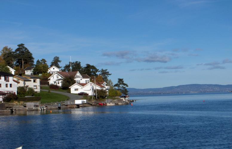 Status Befolkning Røyken er den kommunen i Buskerud med størst innflytning. Nye og gamle boliger omsettes i rekordfart.