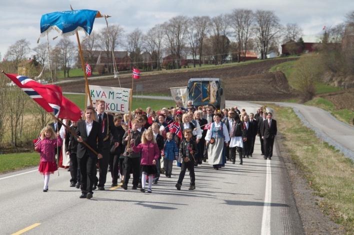 3 Kommunestyremøte i Kvamshallen Onsdag 6. februar var det kommunestyremøte i Kvamshallen.