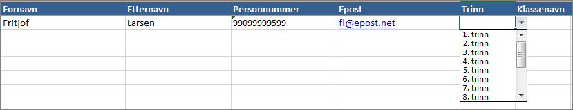 6. Klassetrinn velges fra egen nedtrekksliste. 7. Klassenavn er uten spesielle krav. Lagre Excel-arket når alle opplysningene er registrert. Lukk deretter Excel.