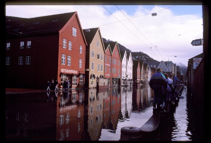 Vannskader : Flere og hyppigere skader Kilde: